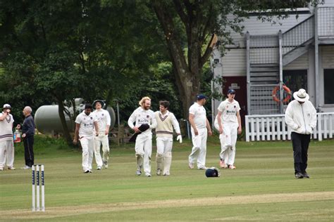 Bristol cricket club - Cleeve Cricket Club, Bristol, United Kingdom. 1,221 likes · 42 talking about this · 240 were here. Founded in 1948, we are a friendly club situated eight miles south of Bristol on the A370. We have t